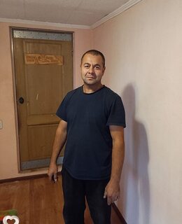 Женя Макарович